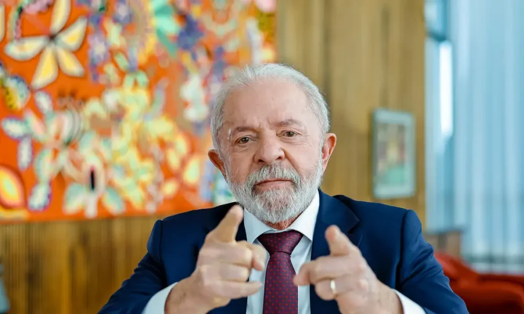 Lula critica postura dos EUA e reafirma a soberania do Brasil em reunião ministerial; Veja vídeo