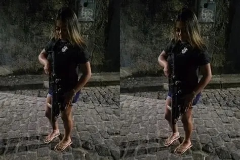 Barbiezinha de Bangu é presa após três anos foragida em operação da polícia