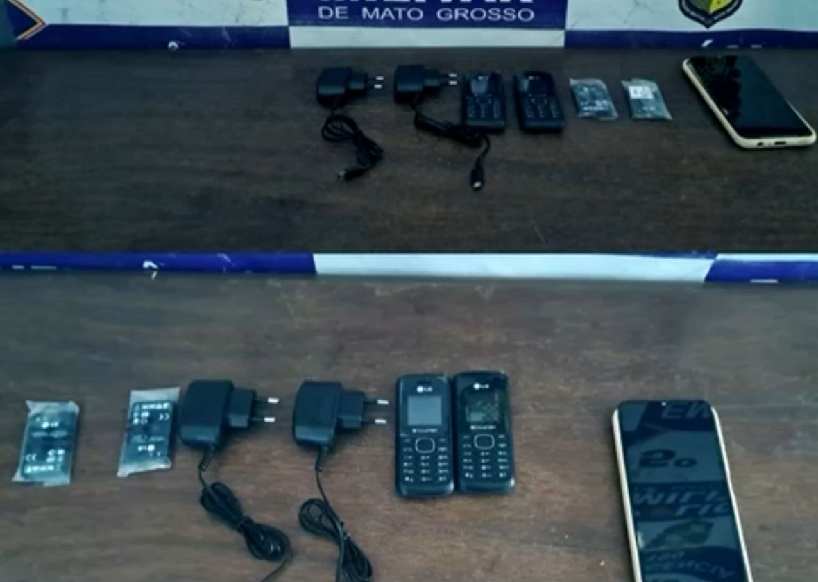 Polícia Militar impede arremesso de celulares em presídio feminino