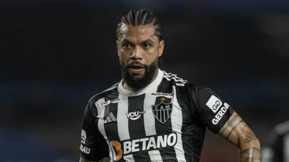 Atlético-MG empata sem gols e críticas marcam desempenho ofensivo