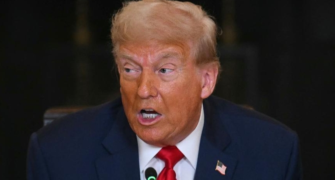 EUA autorizam operações secretas na Venezuela e sinalizam ação militar