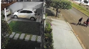 Operação policial investiga ataque a tiros motivado por fim de sociedade