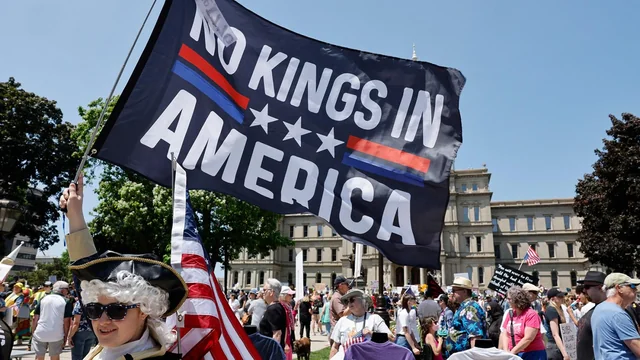 Protestos "Sem Reis" tomam ruas dos EUA contra Trump