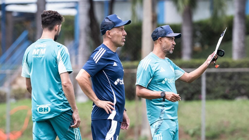 Cruzeiro vence e se aproxima da Libertadores; veja próximos passos