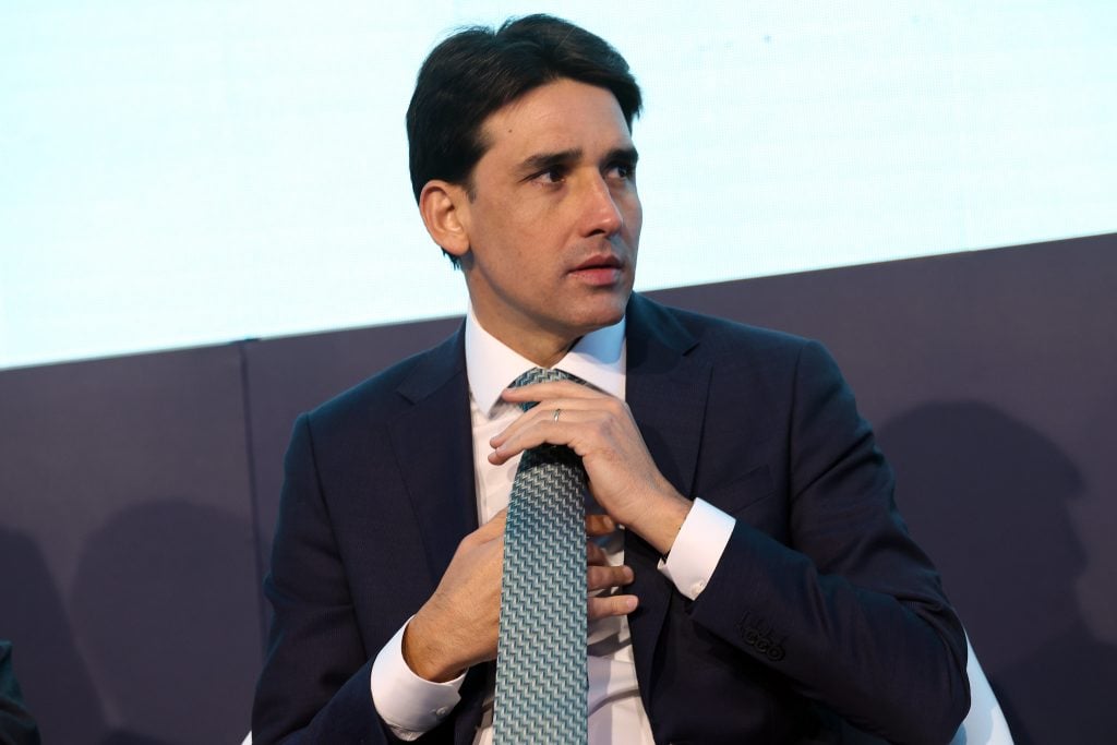 Ministro do Republicanos diz que Tarcísio deve esperar para ser candidato