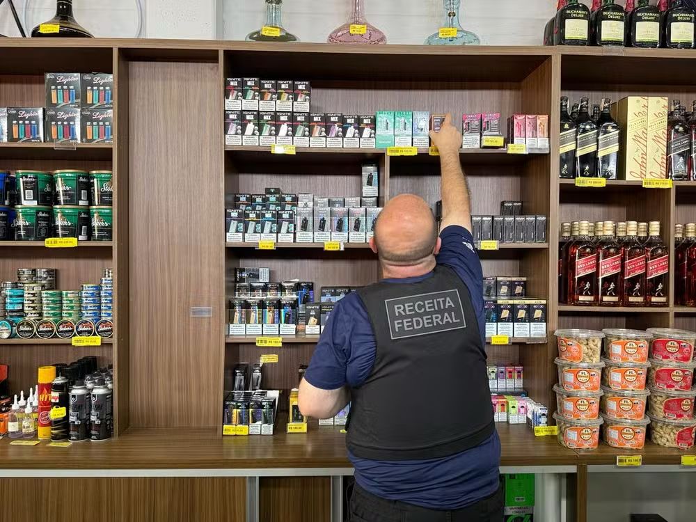 Receita Federal apreende R$ 200 mil em contrabando de vapes no comércio de Sinop (MT)