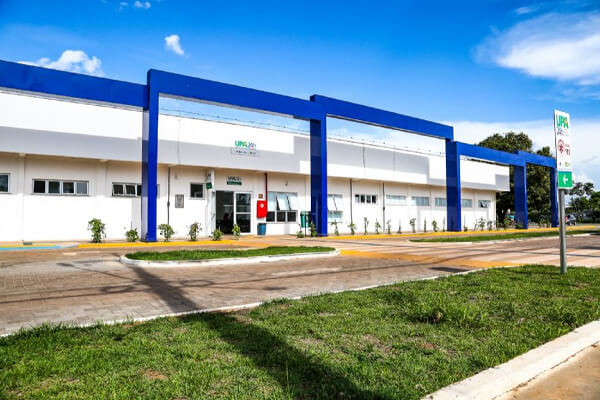 Médica da UPA de Cáceres orienta mãe a pesquisar no Google sobre saúde do filho