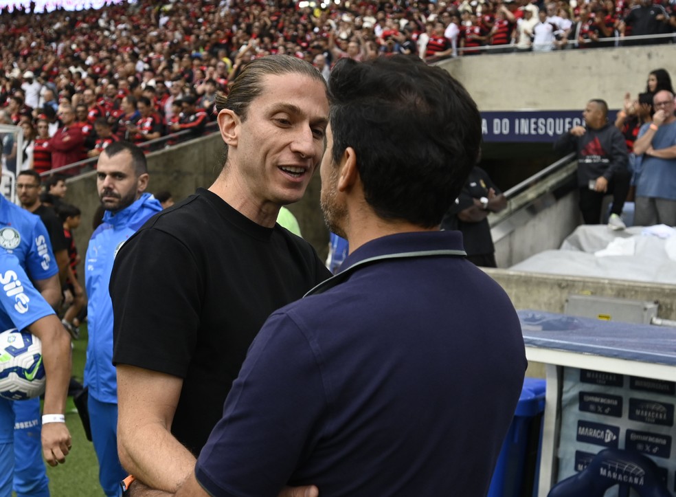 Técnicos brasileiros Abel e Filipe Luís são indicados a prêmio mundial