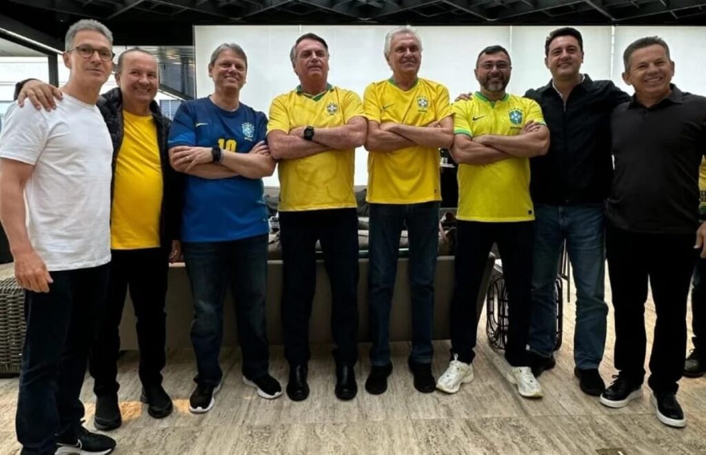 Eleições 2026: direita busca sucessor de Bolsonaro em meio à indefinição