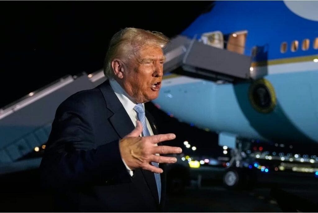 EUA: Trump eleva tom e ameaça alvos na Venezuela