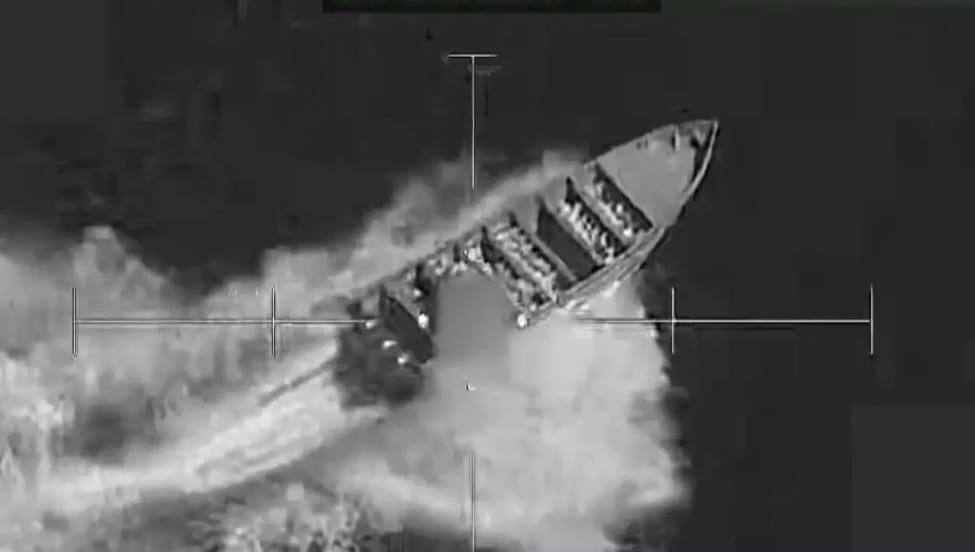 EUA atacam embarcação ligada ao narcoterrorismo no Pacífico