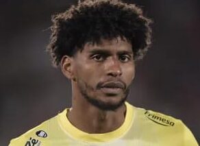 Hugo Souza: goleiro do Corinthians segue fora, mas recuperação avança