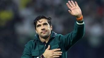 Abel Ferreira admite dificuldade do Palmeiras no Brasileirão e foca na Libertadores
