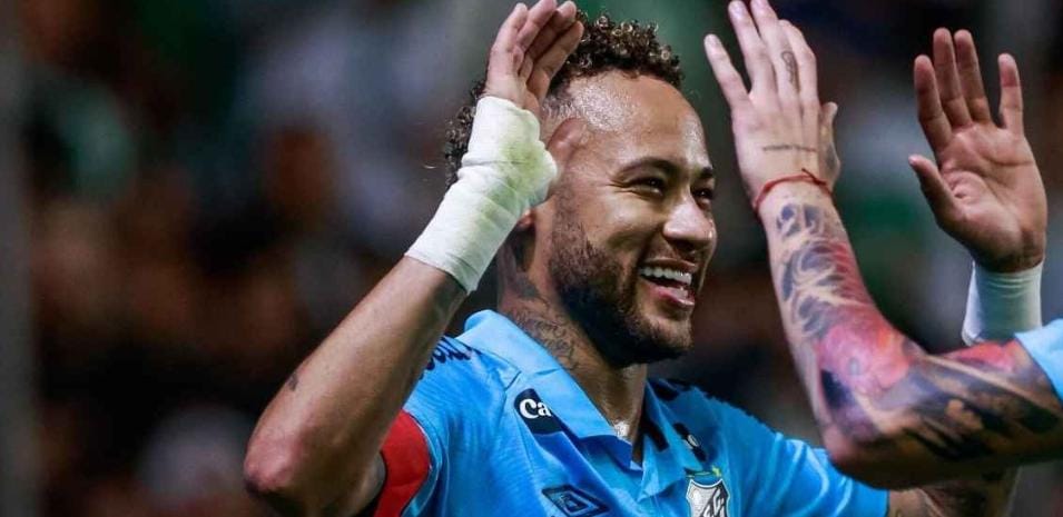 Neymar brilha com hat-trick e garante vitória do Santos