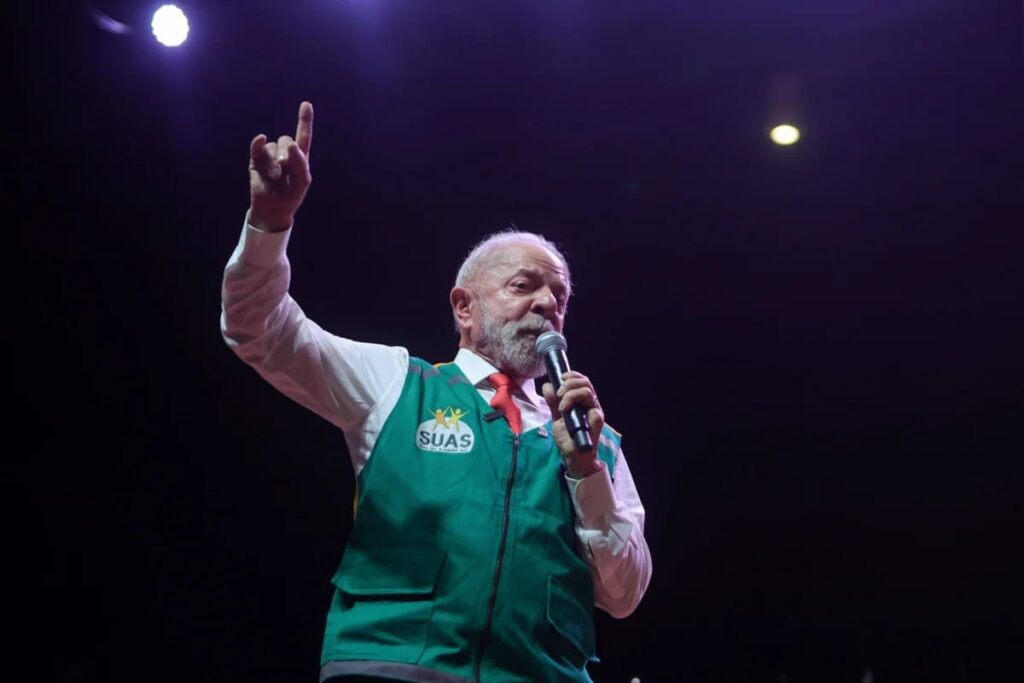 Lula rebate chanceler alemão com ironia sobre Belém