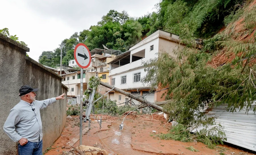 Lula Critica Gestão por Redes Sociais Enquanto Norte de MT Cobra Infraestrutura