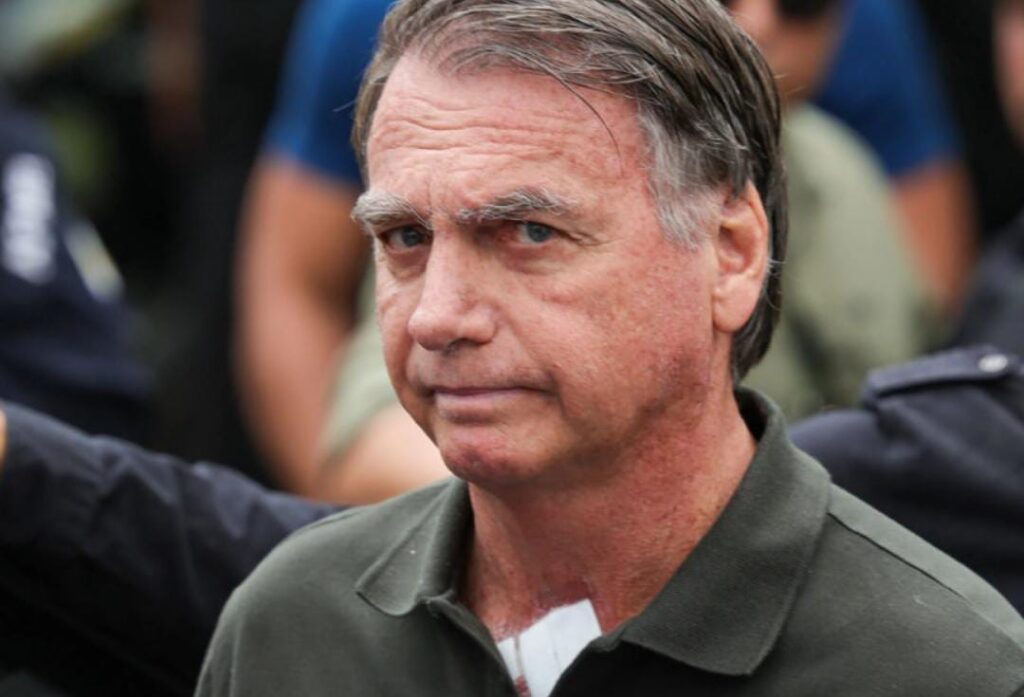 Internação de Jair Bolsonaro em Uti Gera Expectativa no Cenário Político Nacional