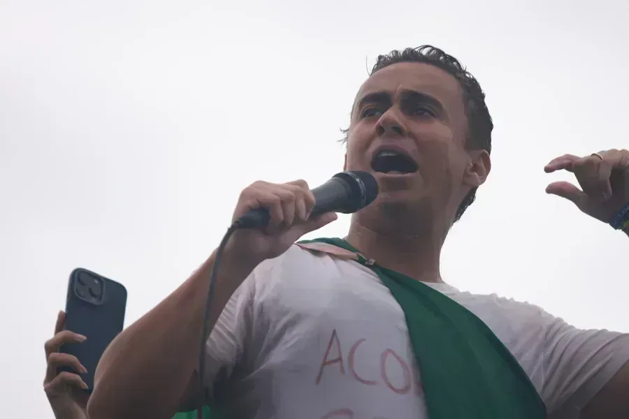 Nikolas se manifesta sobre Ramagem apó… e amplia a cobrança por gestão e respost em destaque