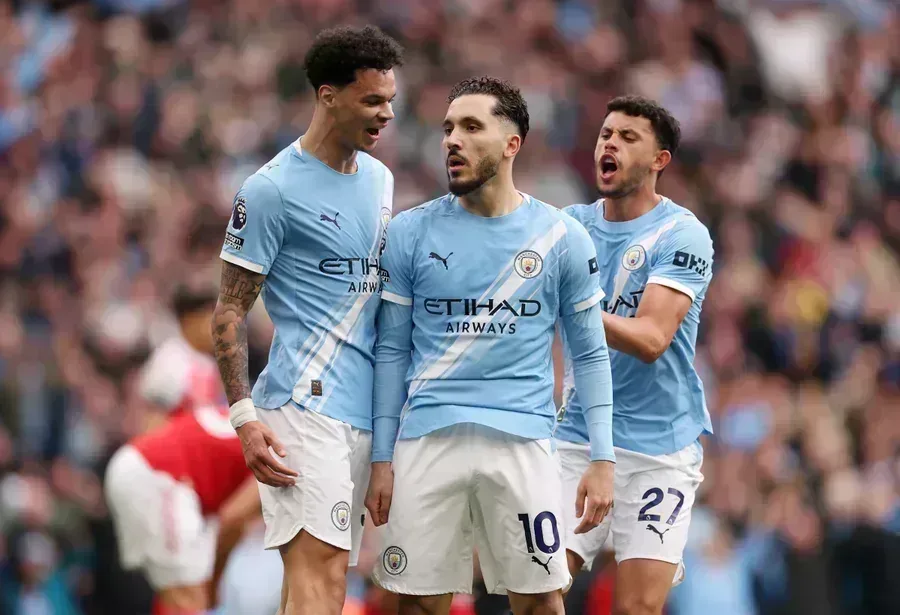 Manchester City vence o Arsenal e coloca fogo na reta final do… e amplia debate em destaque