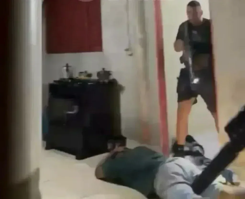 Polícia resgata vítimas de cárcere privado e tortura em operação em… e reforça a em destaque