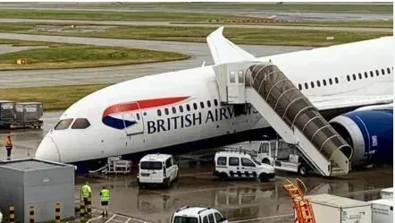 colapso trem de pouso Boeing Lufthansa em destaque