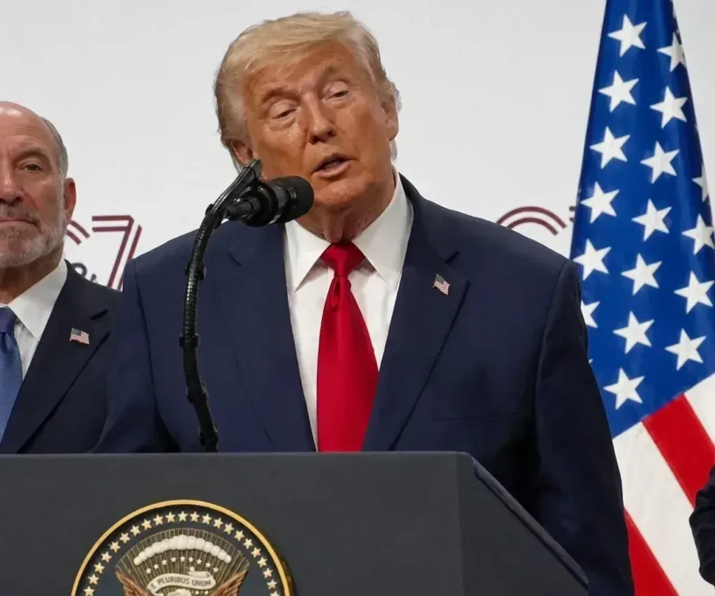 Trump comenta política brasileira e Bolsonaro em destaque