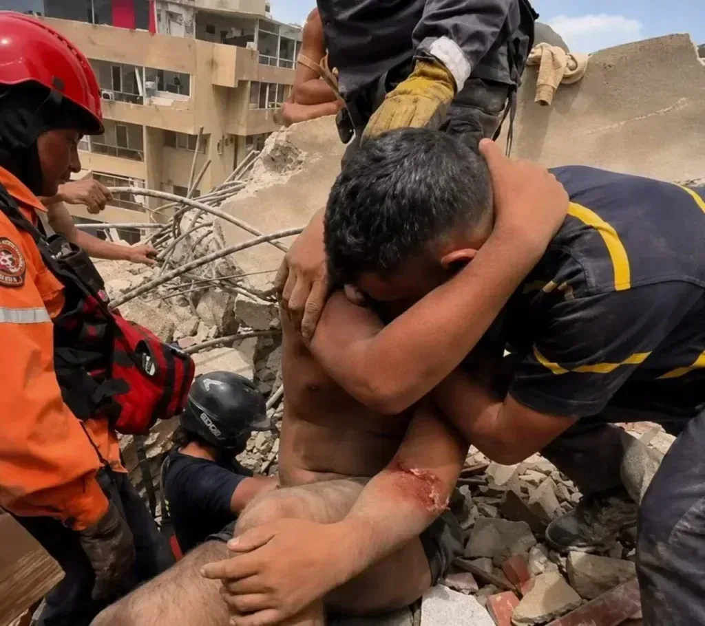 esforço equipes resgate terremoto Venezuela em destaque